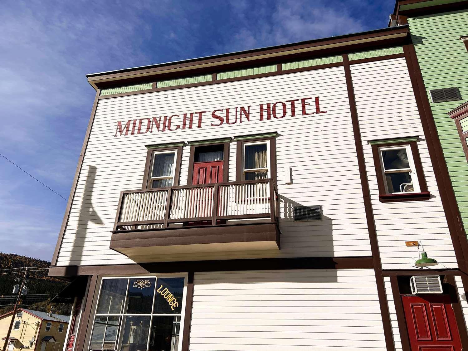 דוסון סיטי Midnight Sun, A Coast Hotel מראה חיצוני תמונה