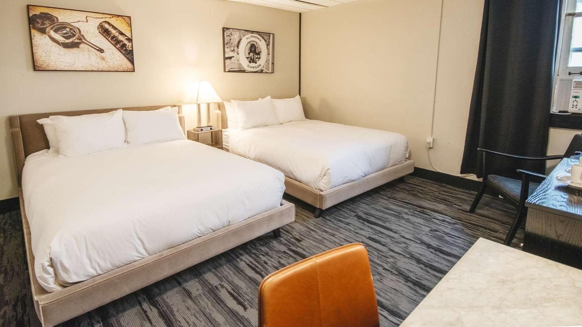 דוסון סיטי Midnight Sun, A Coast Hotel מראה חיצוני תמונה