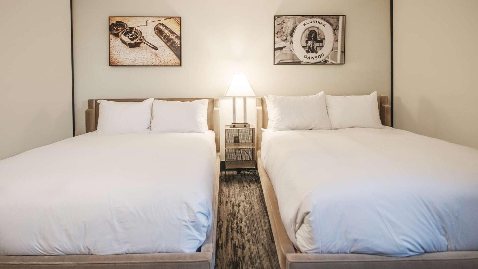 דוסון סיטי Midnight Sun, A Coast Hotel מראה חיצוני תמונה