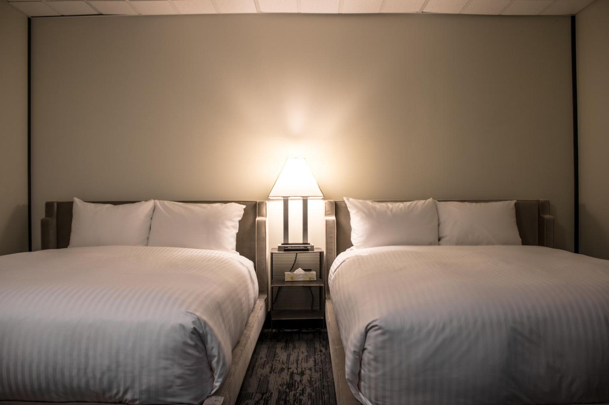 דוסון סיטי Midnight Sun, A Coast Hotel מראה חיצוני תמונה